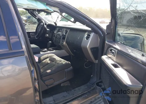 2017 Ford Expedition Xlt z USA, uszkodzony, nr VIN 1FMJU1HT5HEA61173